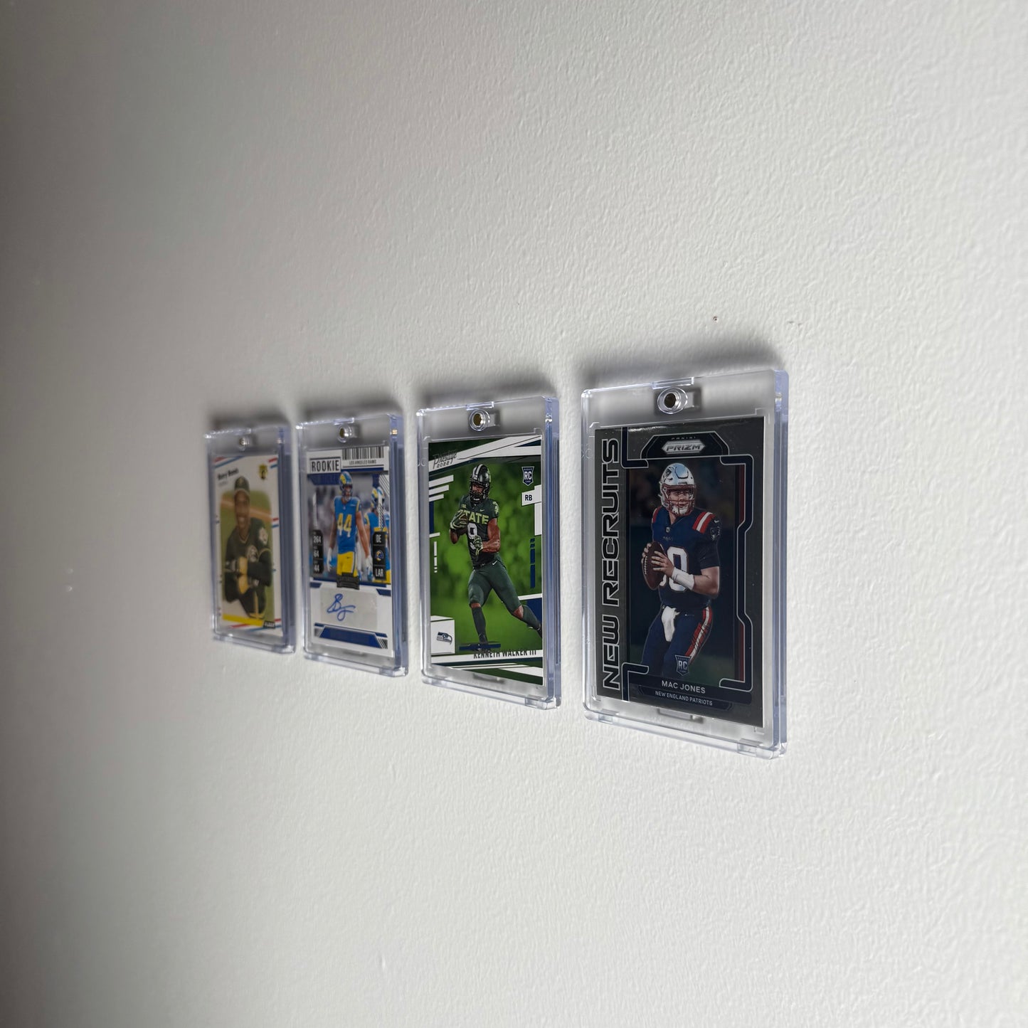 FlexDeez One-Touch Display System (4-Pack) | Premium Mags / Cards Included - 1 HIT GUARANTEED!