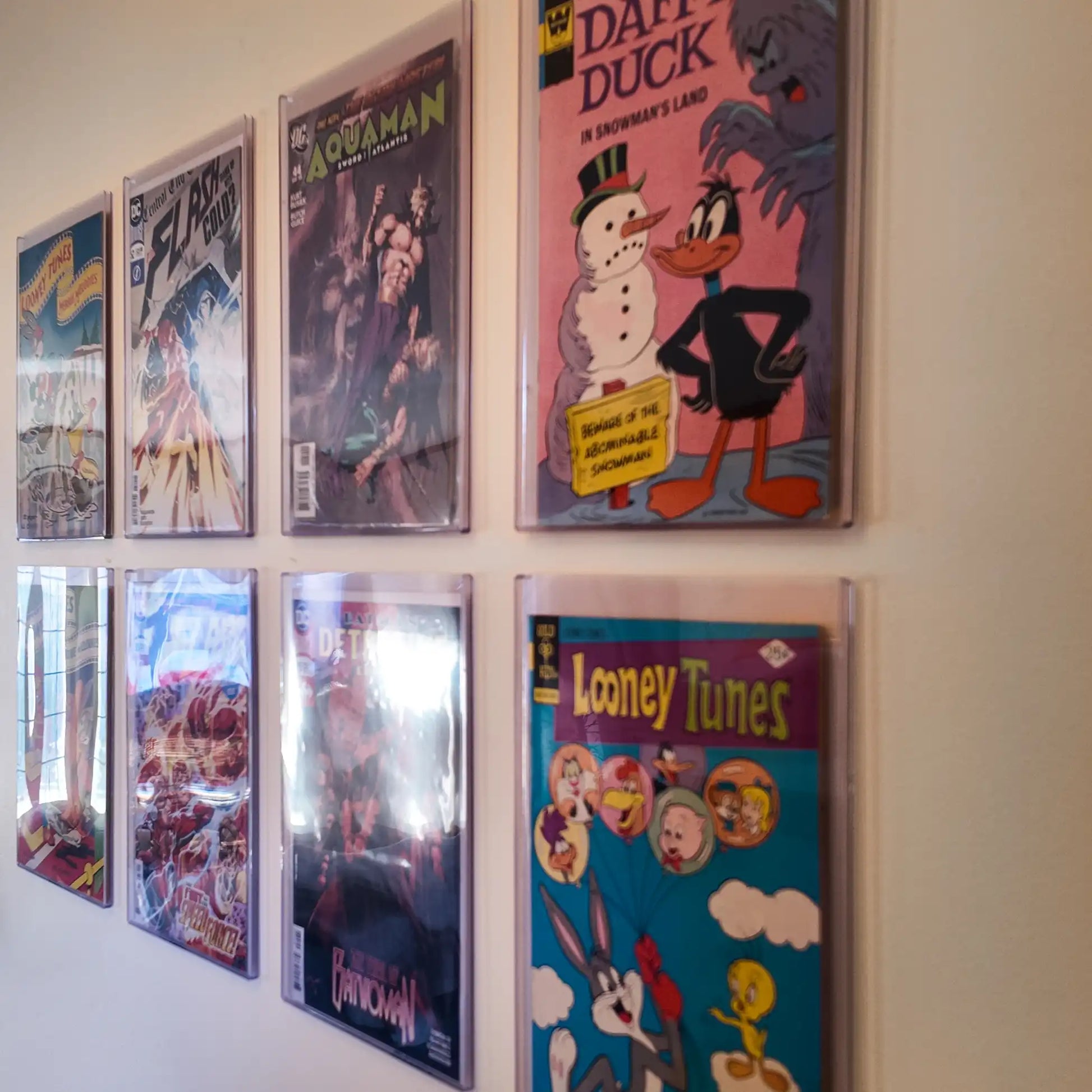 TopLoader frame showcasing wall-mounted comic or magazine in FlexDeez system